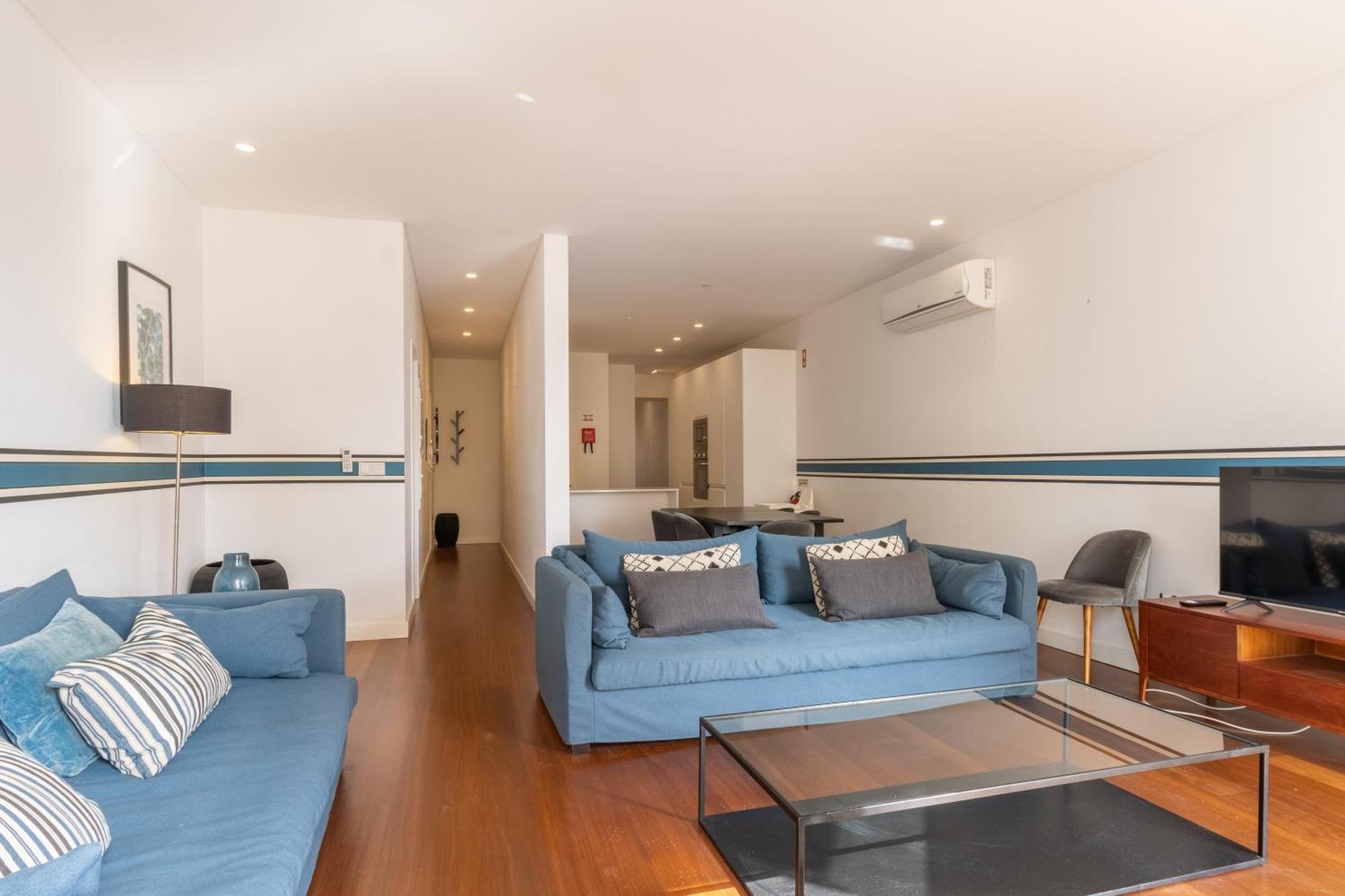 리스본 Modern 3Br, Terrace, Ac/Heating & Self Check-In 아파트 외부 사진